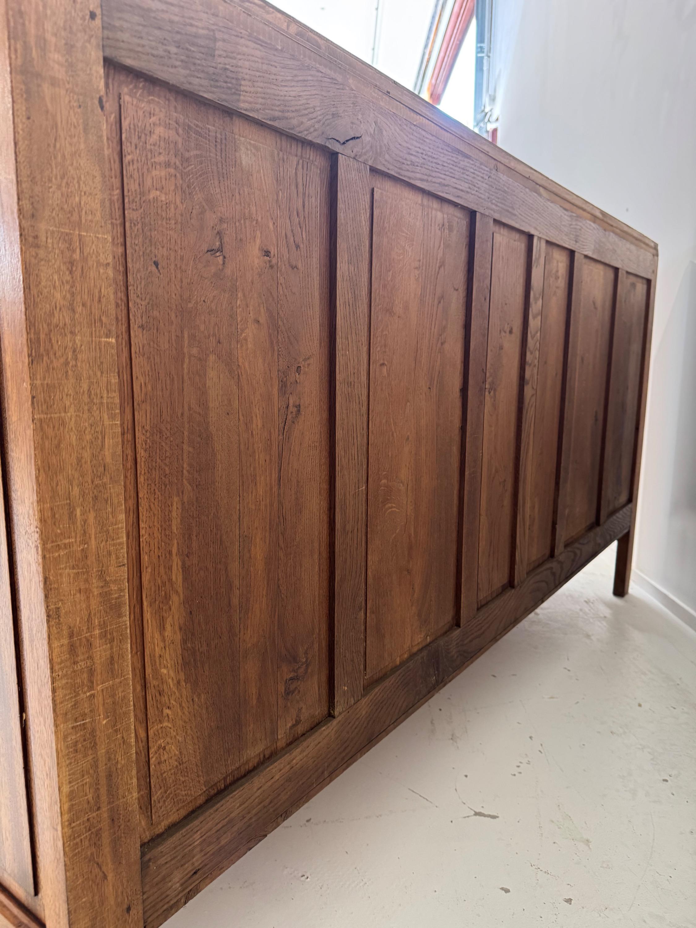 1940’s French Sideboard in Walnut & Mahogany. Dim = 190 x 51 x 105 cm