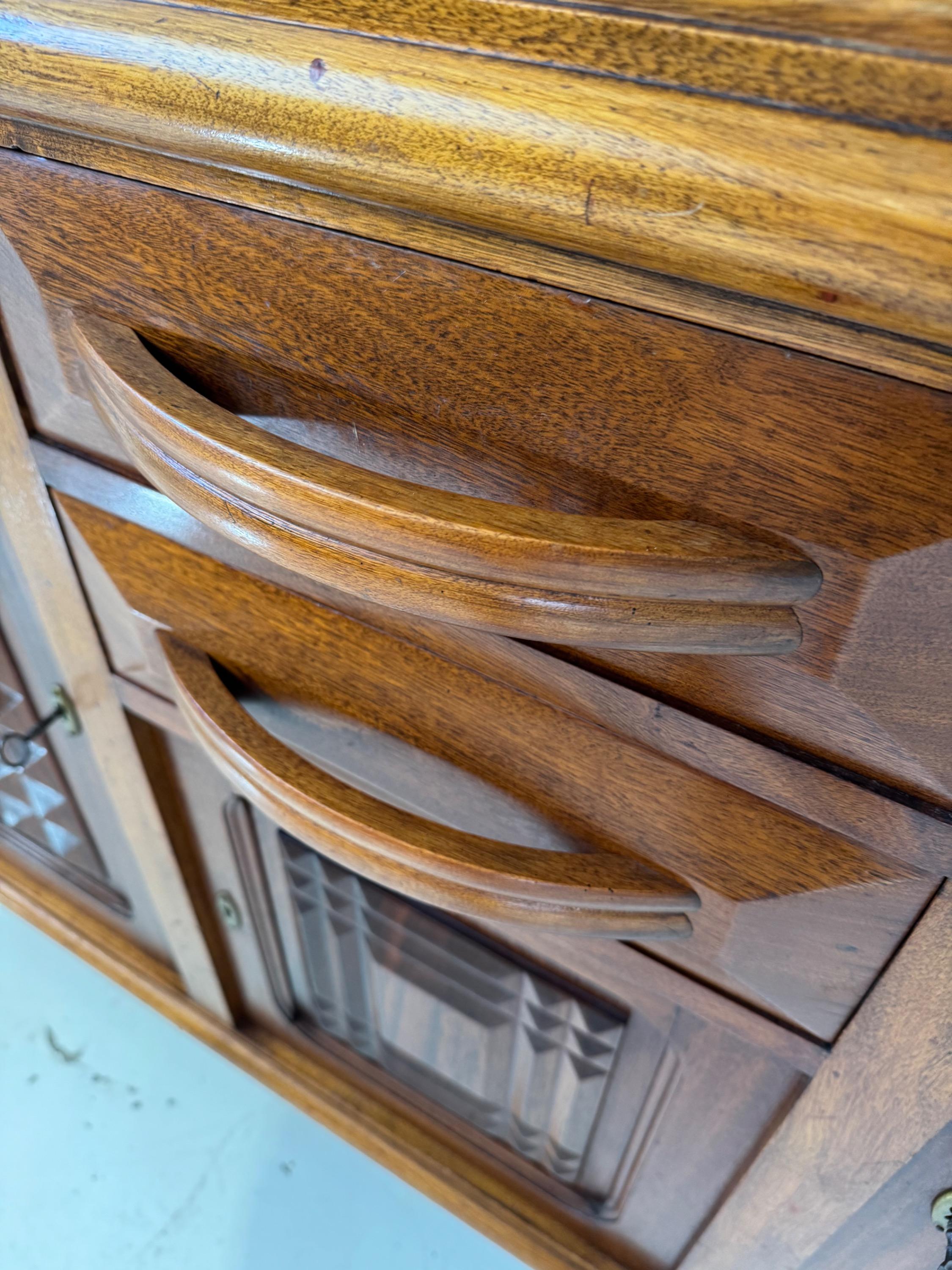 1940’s French Sideboard in Walnut & Mahogany. Dim = 190 x 51 x 105 cm
