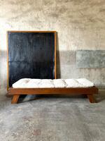 1950’s Daybed in Pine Wood, Dim = 180 x 70 x 42 cm