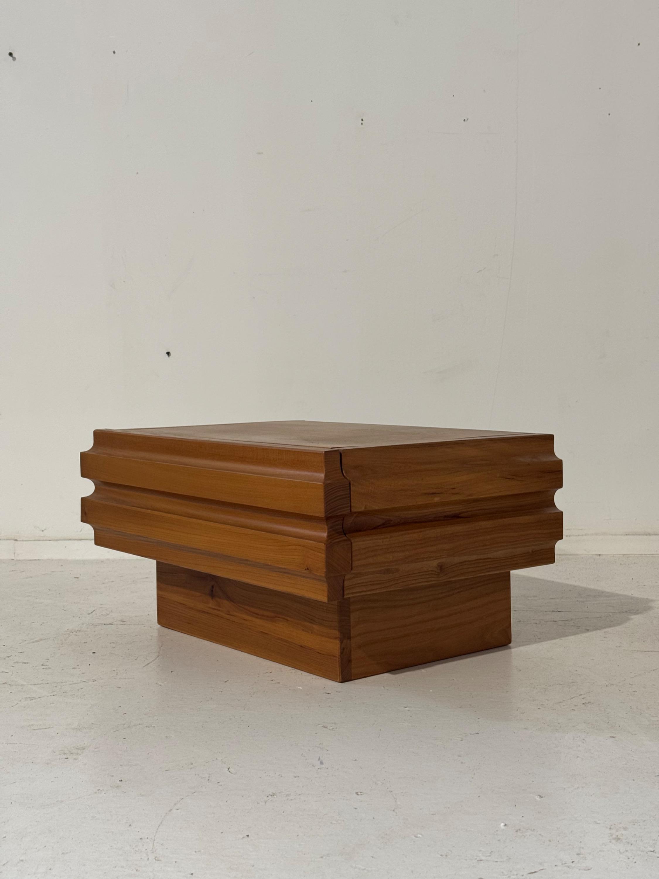 Big Pair Of French Bedsides Tables by Maison Regain Circa 1970, in Solid Ell Wood , Perfect Original Vintage condition.  Dim Each =  60 x 40 x 29,5 cm